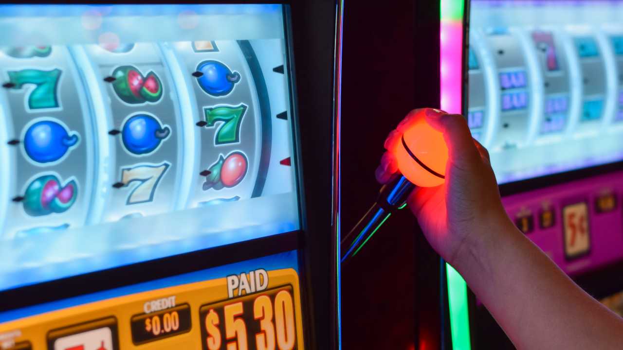 How to Find Slot Machines That Are Most Likely to Hit